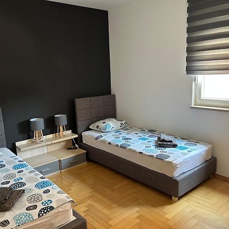 Apartment Lungomare Pula Exterior foto