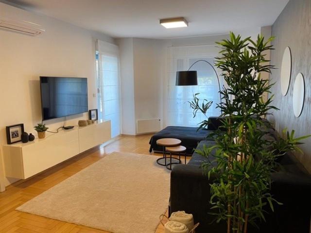 Apartment Lungomare Pula Exterior foto